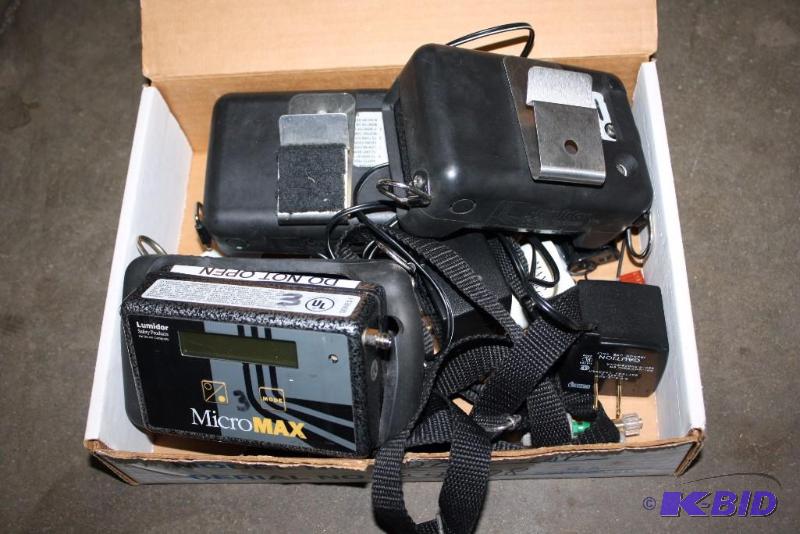 lot 35 image: Lot of (4) Lumidor MicroMax Gas Monitor Parts.