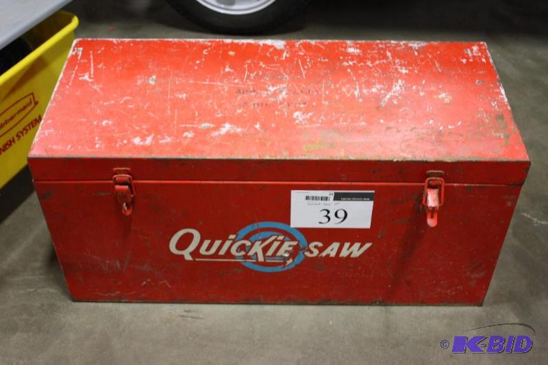 lot 39 image: Target Quickie Cement Saw Model 1465 14 wCase & Blades Blue.