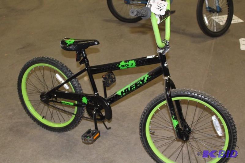 lot 465 image: Huffy 16 Rims Bike BlackGreen SN CTL12F34078M BlackGreen SeatBars Black Kickstand.