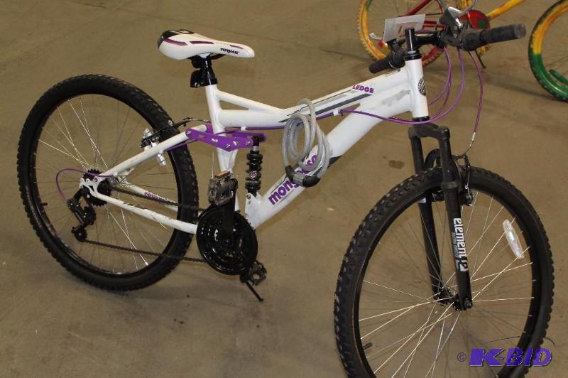 mongoose purple mountain bike