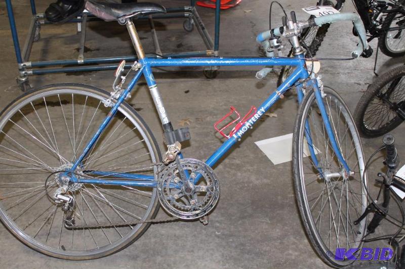 lot 492 image: Montray Fuji Adult Racing Bike Black Bikeseat Kickstand Blue Handlebars 24 Rims.