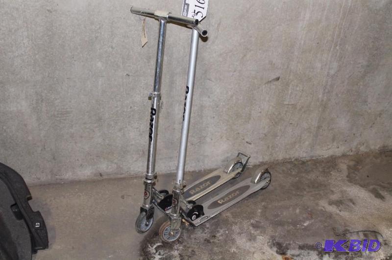 lot 516 image: Lot of (2) Razor Scooters.
