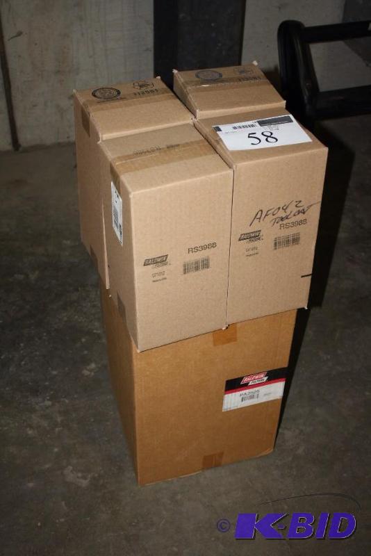 lot 58 image: Lot of (6) Filters Including Types AF042 (4) AF048 (1) AF039 (1).