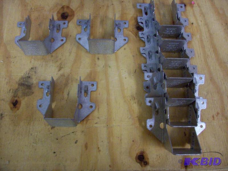 lot 15 image: 14 Pcs Simpson Strong tie joist hanger LSU, 2...