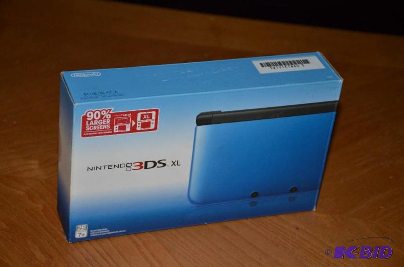 lot 27 image: Nintendo 3DS XL (BlueBlack). Item appears to...