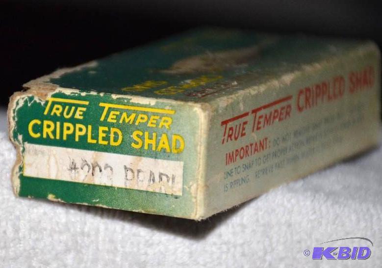 Antique True Temper CRIPPLED SHAD with box.&n, Whiteford Antiques,  Mickey Mantle, Coins, Rare Retro Items, Commercial Vacuums, AC units