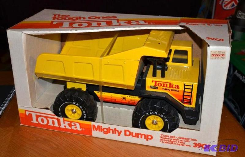 lot 48 image: Rare Brand new vintage Tonka truck in origina...