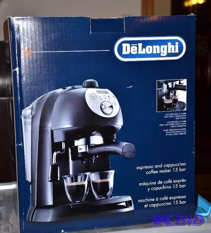 lot 64 image: DeLonghi BAR32 Retro 15 BAR Pump Espres...