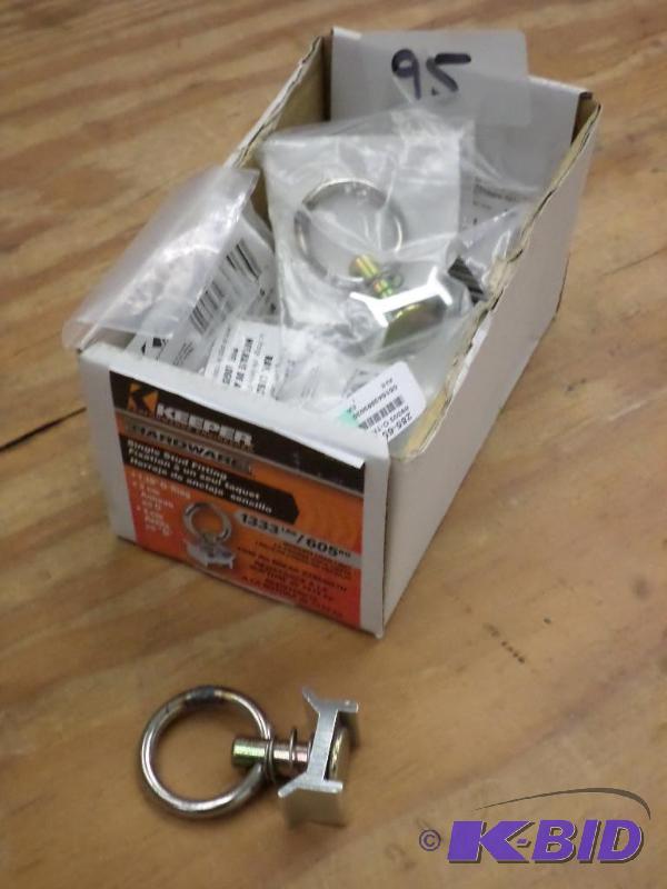 Box Of New 1333# Single Stud Fittings...
