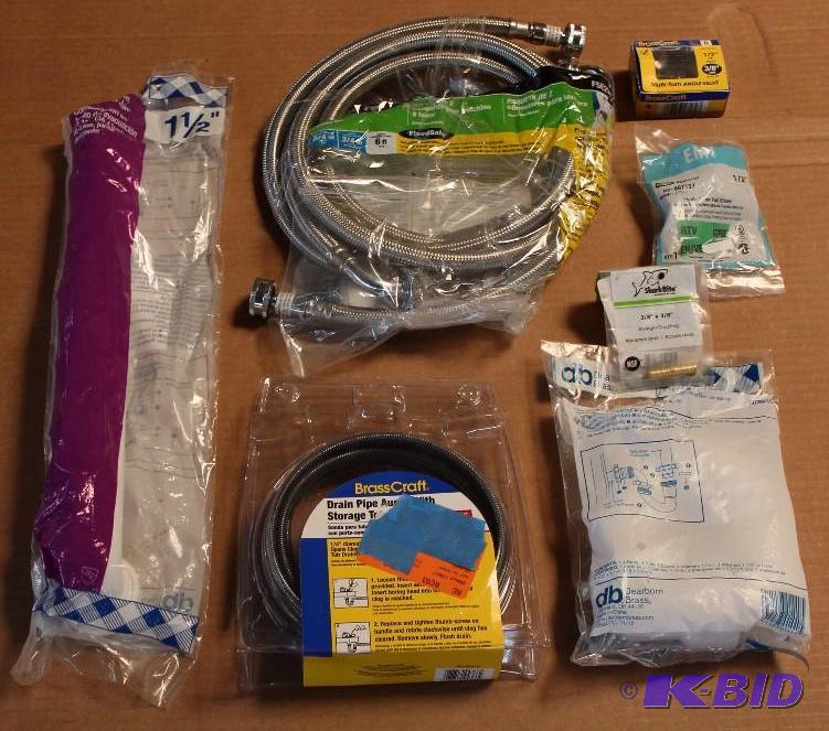 7 Item Lot A Variety of Plumbing Parts