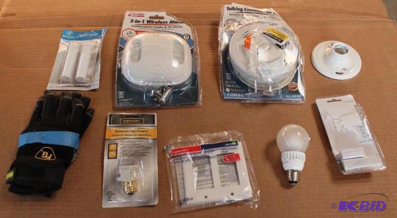 9 Item Lot LED Lamp, Entry Alarm Switch, Carbon Dioxide Alarm and More