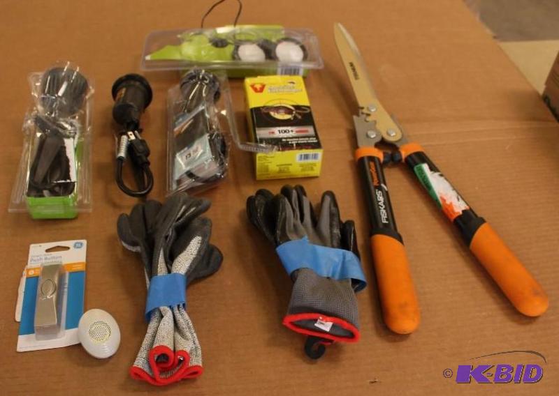 10 Item Lot  Electrical and gardening lot