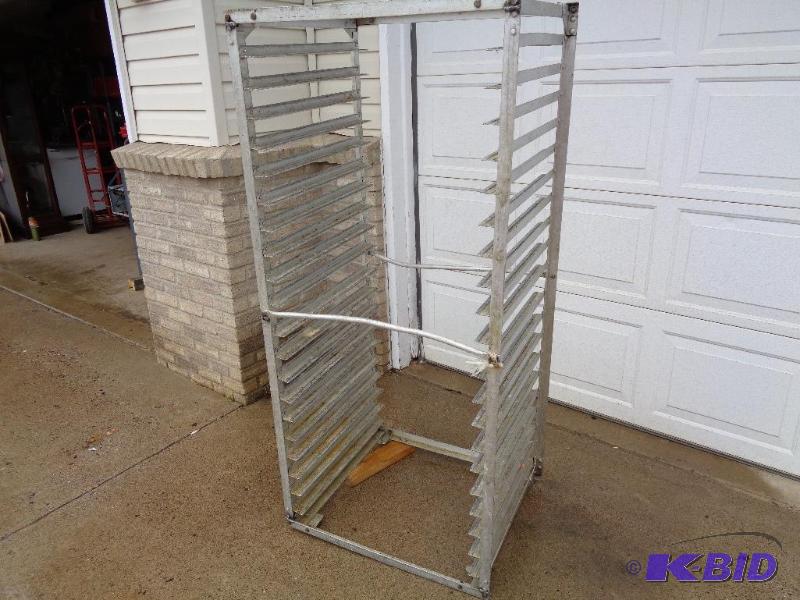 lot 67C image: Sheet Pan Cart