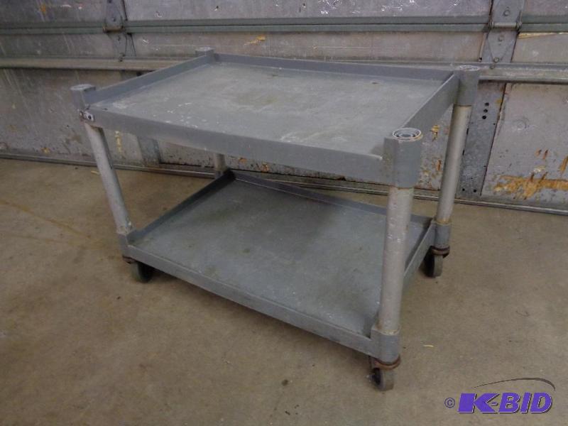 lot 75 image: Rolling Cart