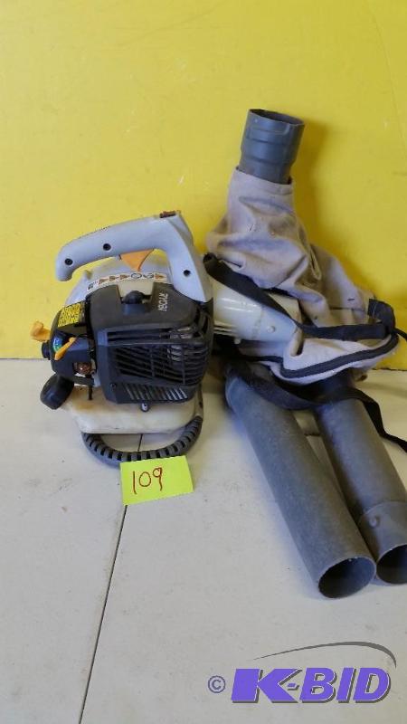 lot 109 image: Ryobi Blower