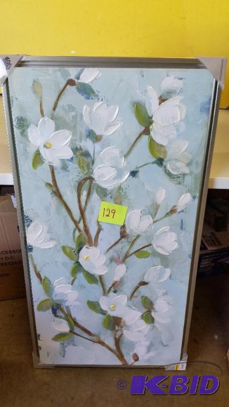 lot 129 image: Wall Dcor