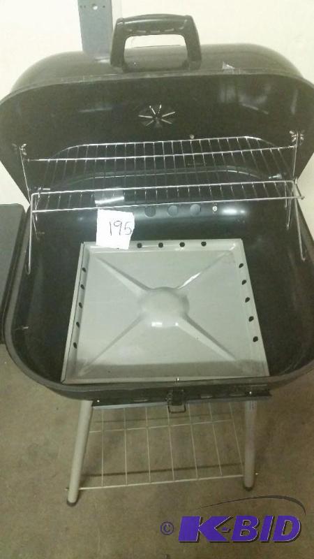 lot 195 image: Grill