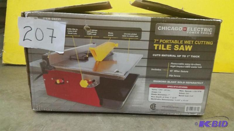 lot 207 image: Portable 7 Tile Saw