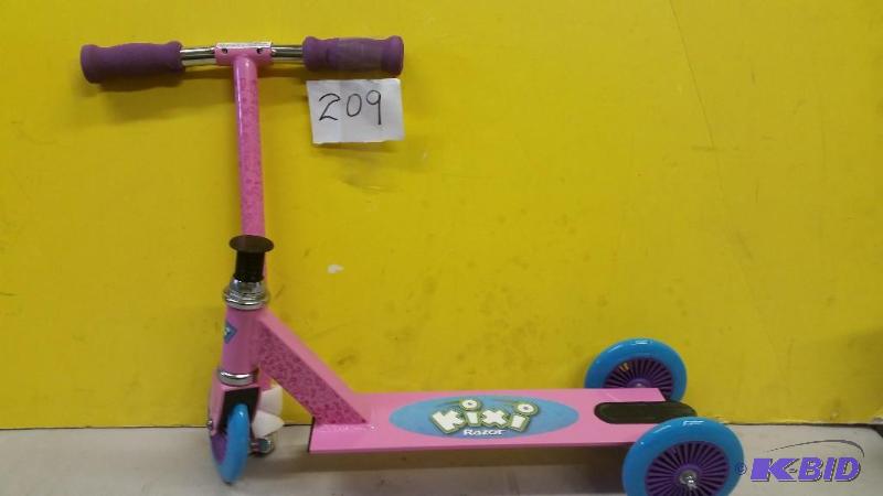 lot 209 image: Kixi Razor