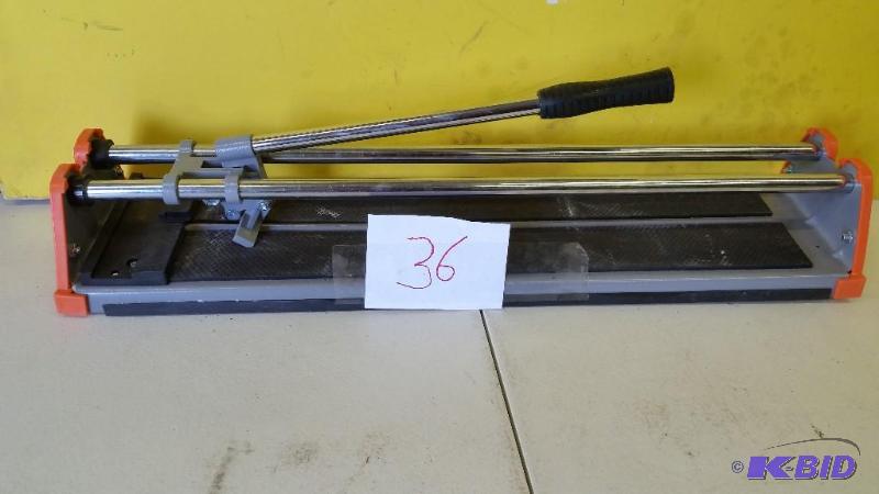 lot 36 image: HDX Tile cutter