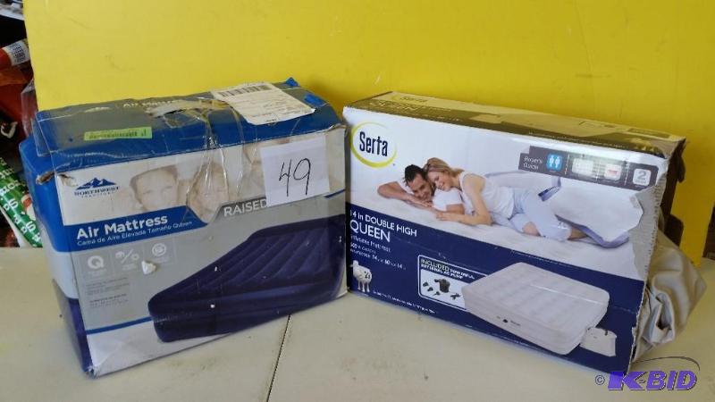 lot 49 image: Lot of 2 Air Matresses