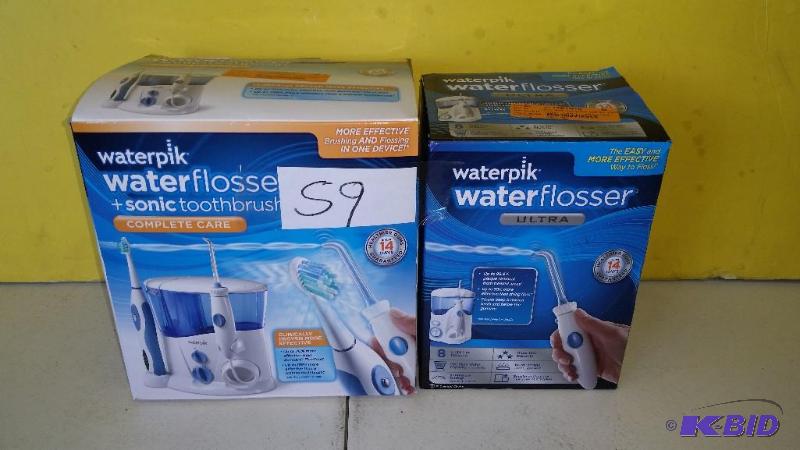 lot 59 image: Lot of 2 Water Flosser