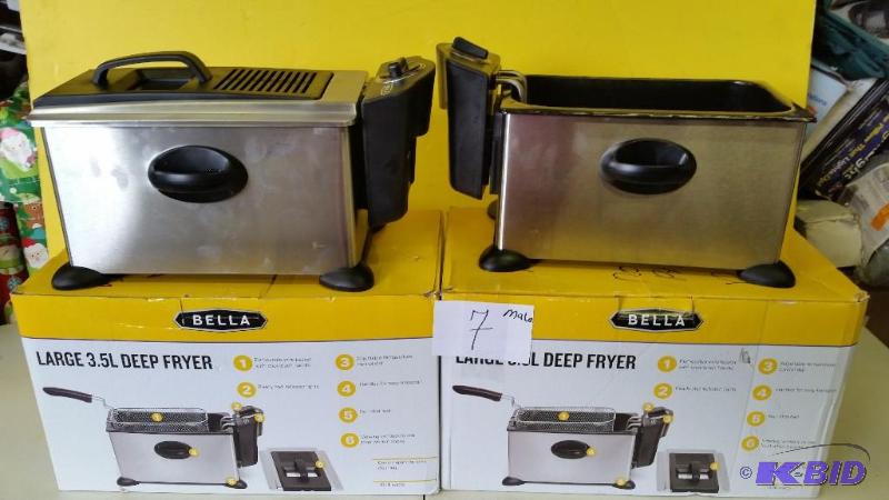 lot 7 image: Lot of 2 Bella Fryer 3.5L