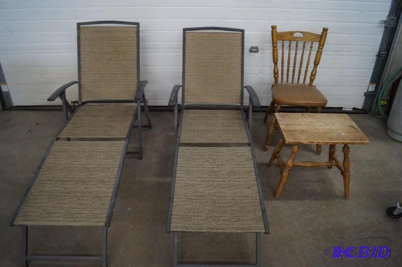 Recliner Chairs
