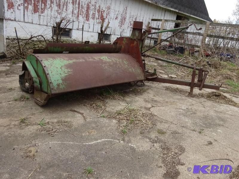 16A John Deere Green Chopper