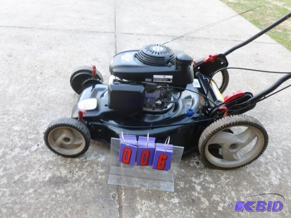 Craftsman ez walk self propelled lawn mower. ...