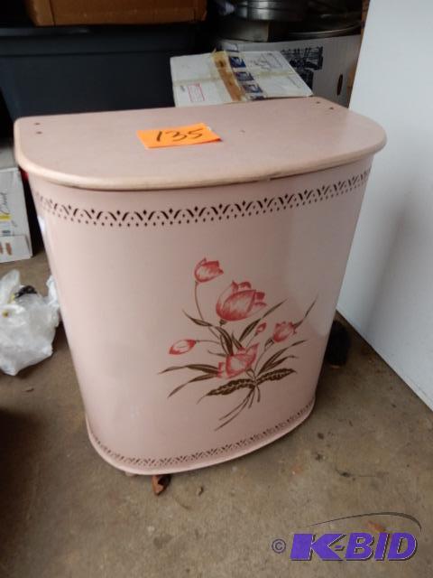 lot 135 image: Vintage Clothes Hamper