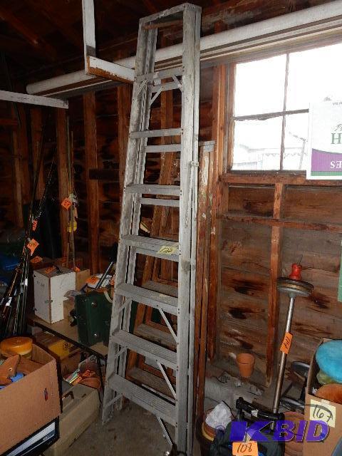 lot 177 image: Aluminum Step ladder