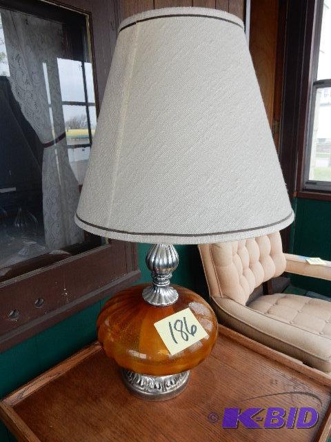 lot 186 image: MID MOD Lamp..