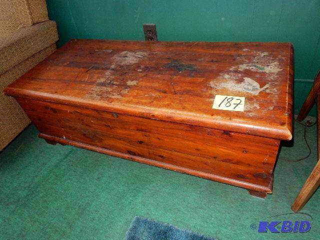 lot 187 image: Cedar Chest