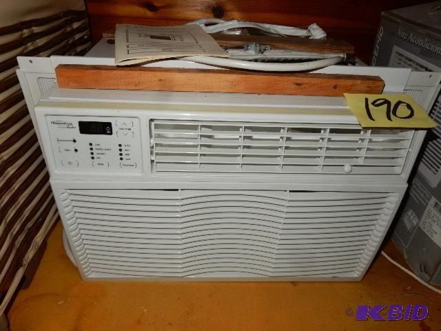 lot 190 image: Continental 5000 BTU Air Conditioner