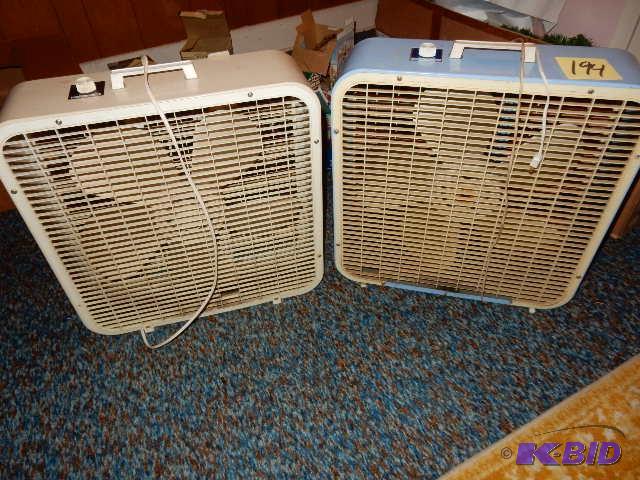 lot 194 image: 2, 20 in, 3 speed KMART Fans