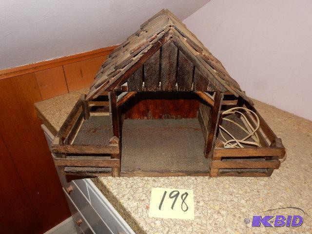 lot 198 image: Barn Part of Nativity Scene