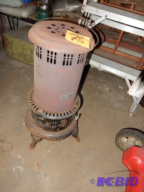 lot 78 image: Kerosene Stove