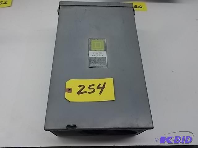 Square D 200 Amp Outdoor Circuit Breaker Encl...