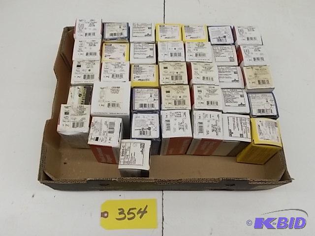 (36) Asstd Twist Lock Ends, New...