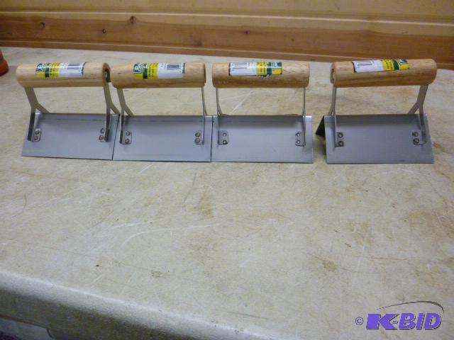 lot 101 image: 4 Richard Corner Trowels 5" X 2 12"...