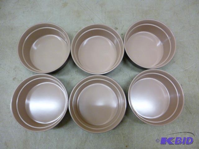 lot 196 image: 6 Plastic Designer Double Shot Crock SM...