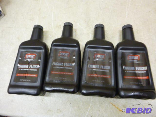 lot 212 image: 4 Bottles of Gumout Engine Flush and Conditio...