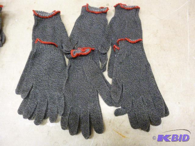 lot 220 image: 6 Pairs of Gloves Size LXL...
