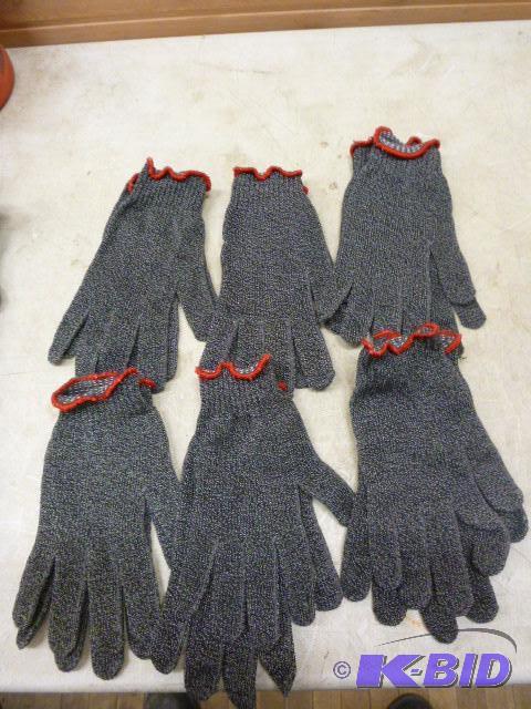lot 222 image: 6 Pairs of Gloves Size LXL...