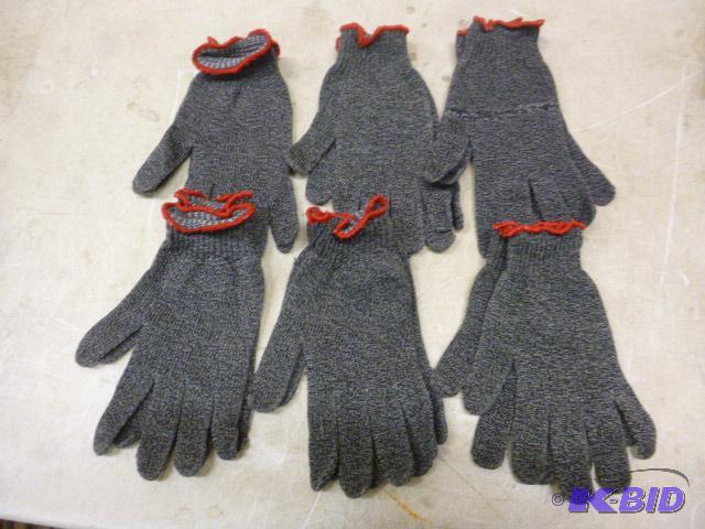 lot 224 image: 6 Pairs of Gloves Size LXL...