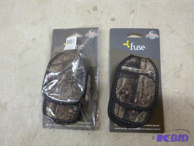 lot 277 image: 2 Fuse Mossy Oak Break-Up Cell Phone Cases...