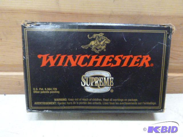 lot 415 image: Box of 5 Winchester Supreme Slugs 12 gauge, 2...