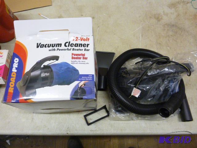 lot 66 image: Road Pro 12 Volt Vacuum Cleaner RPSC-813 - Wi...