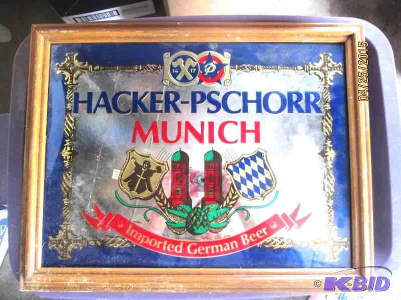 lot 19 image: Framed Hacker-Pschorr Munich beer signmirror...